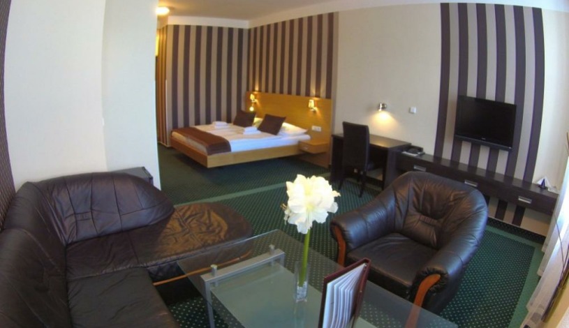 Hotel POD VĚŽÍ  Hradec Králové